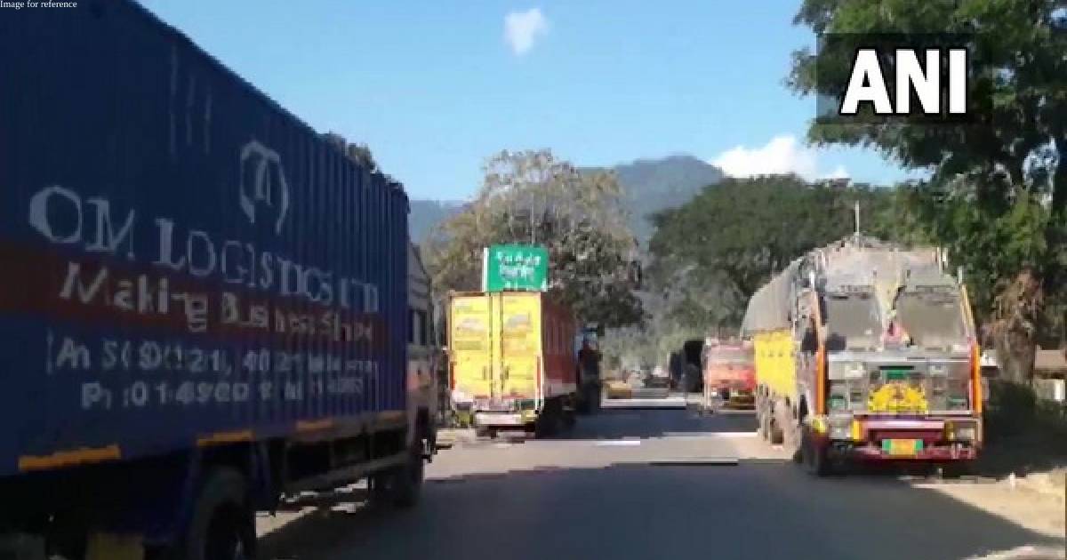 Assam lifts curbs on vehicular movement along its border with Meghalaya